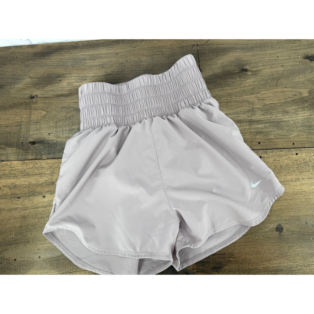 Nike Dri Fit Women‎ XS Smocked High Waist Running Shorts Lilac Purple Athletic